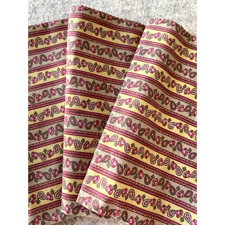 sachet  de tissu et fils assortis "Léontine"