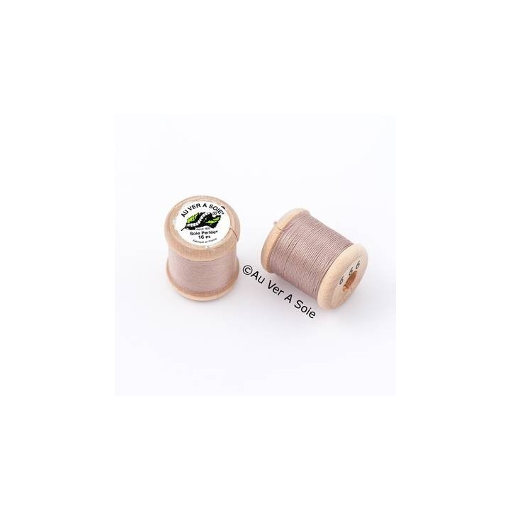 Bobine Soie perlée 767 rose pâle  "Au ver à soie" 