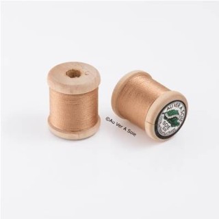 Bobine Soie perlée 767 rose pâle  "Au ver à soie" 