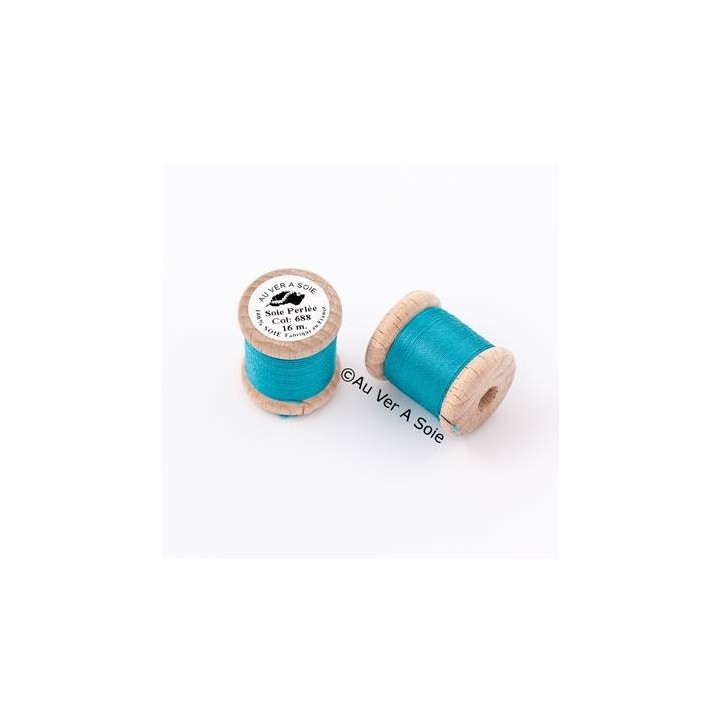 Bobine Soie perlée 688 turquoise clair  "Au ver à soie"