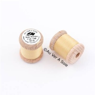 Bobine Soie perlée 767 rose pâle  "Au ver à soie" 