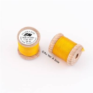 Bobine Soie perlée 767 rose pâle  "Au ver à soie" 