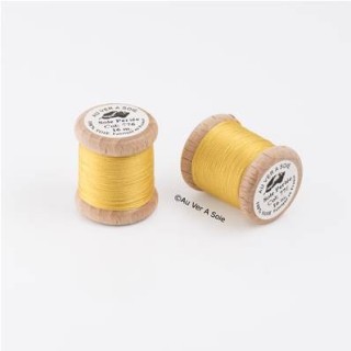 Bobine Soie perlée 767 rose pâle  "Au ver à soie" 