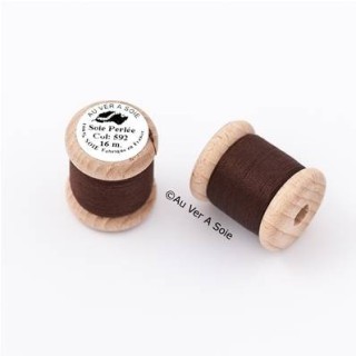 Bobine Soie perlée 767 rose pâle  "Au ver à soie" 