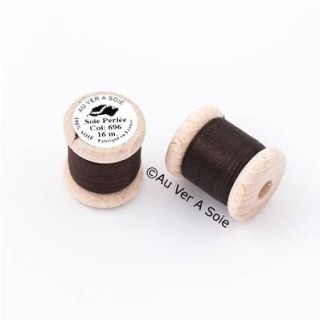 Bobine Soie perlée 767 rose pâle  "Au ver à soie" 
