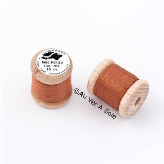 Bobine Soie perlée 767 rose pâle  "Au ver à soie" 
