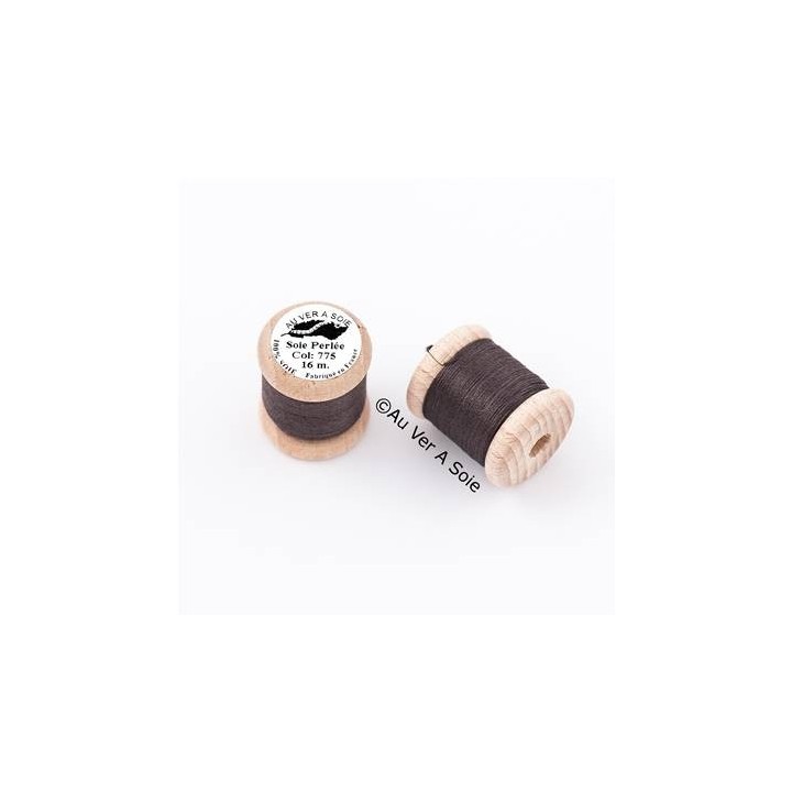 Bobine Soie perlée 767 rose pâle  "Au ver à soie" 