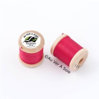 Bobine Soie perlée 767 rose pâle  "Au ver à soie" 