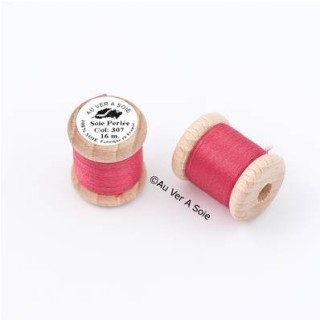Bobine Soie perlée 767 rose pâle  "Au ver à soie" 