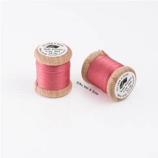 Bobine Soie perlée 767 rose pâle  "Au ver à soie" 