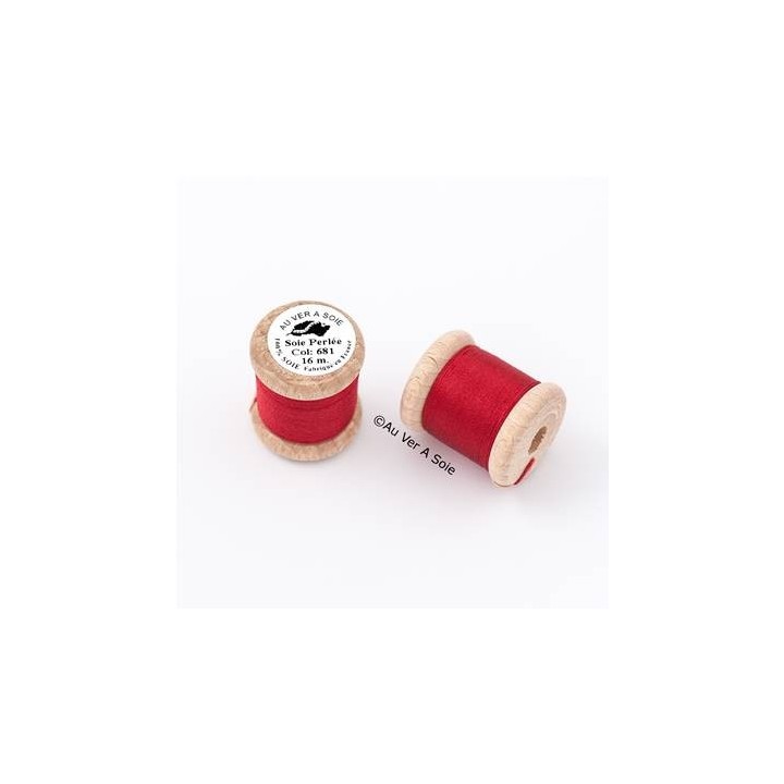 Bobine Soie perlée 681 red chili "Au ver à soie"