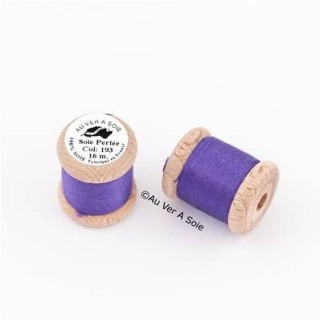 Bobine Soie perlée 767 rose pâle  "Au ver à soie" 