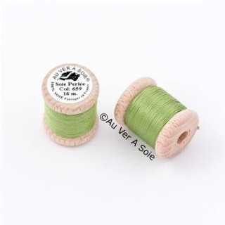 Bobine Soie perlée 767 rose pâle  "Au ver à soie" 