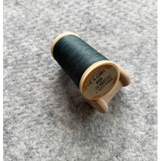 Bobine de fil à gant couleur 812 