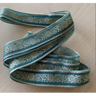 joli ruban satin écru motif floral vert 