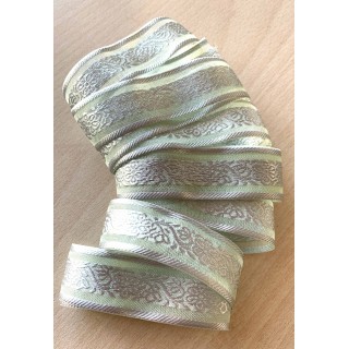 joli ruban satin écru motif floral vert 