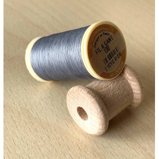 Bobine de fil à gant couleur 812 
