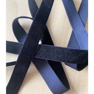 ruban de velours  spécial broderie