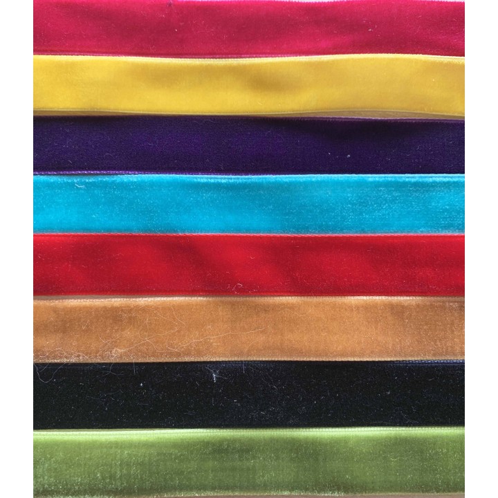 ruban de velours  spécial broderie
