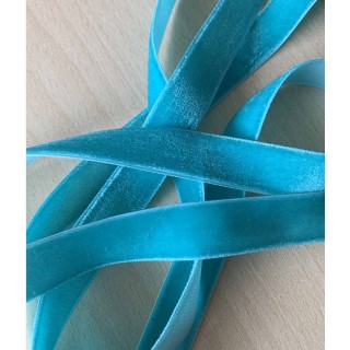 ruban de velours  vert 068 