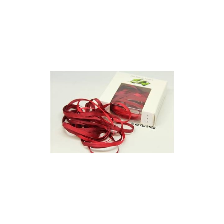 Silk ribbon 940 gradient 4 mm French quality made from silk thread