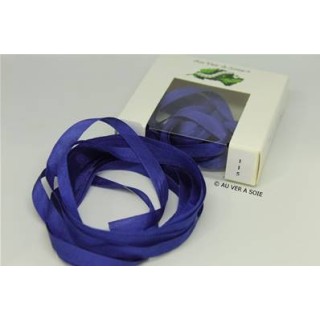 Silk ribbon