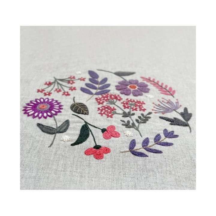 Kit de broderie: cercle fleuri de Angèle