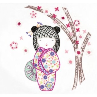 Kit de broderie: Yoshimi, jolie Kokeshi