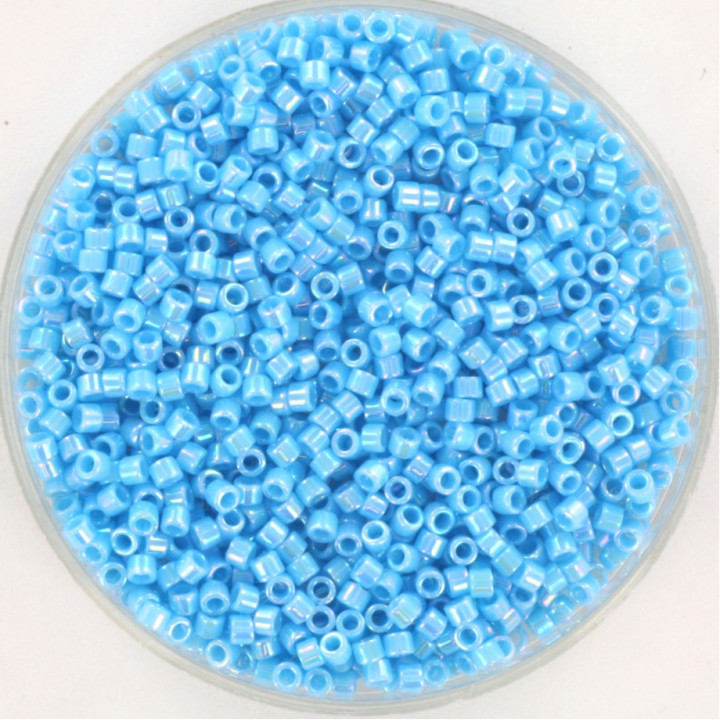 Perles Miyuki Delica 11/0 Opaque AB | Perles japonaises irisées