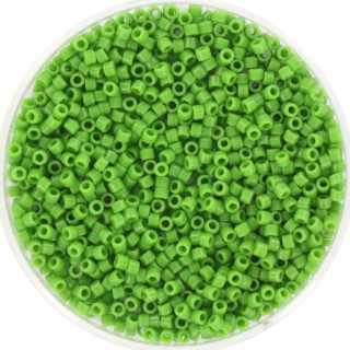 miyuki  opaque green 724