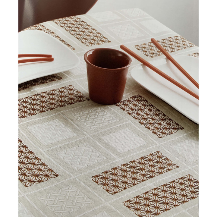 nappe beige marron