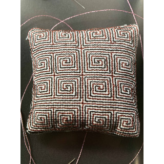 petit coussin en trompe oeil