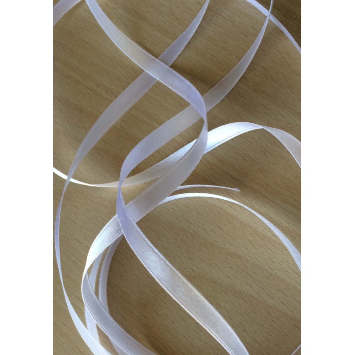 joli ruban satin couleur blanche 801 