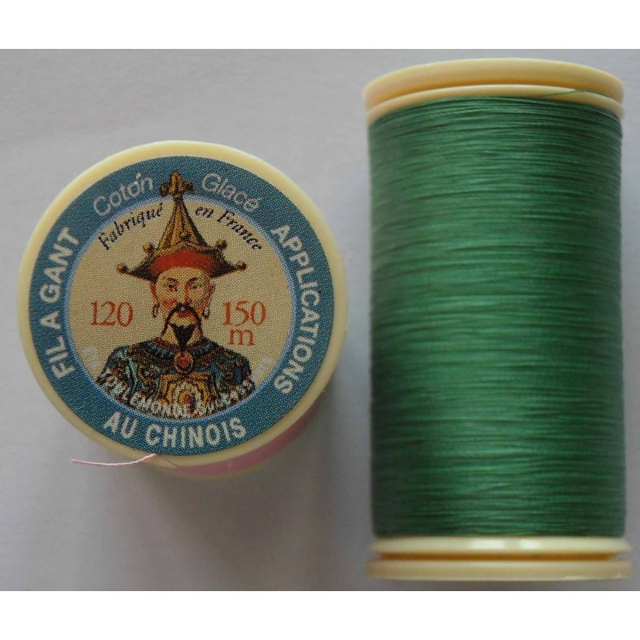 Bobine de fil à gant couleur 812 