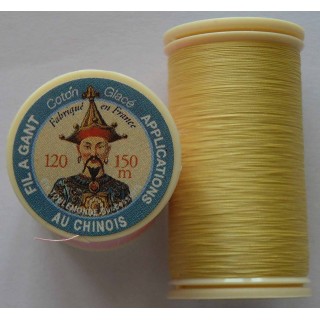 Bobine de fil à gant couleur 812 
