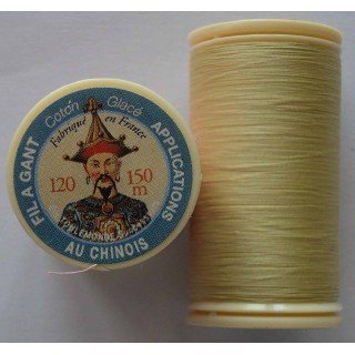 Bobine de fil à gant couleur 330 