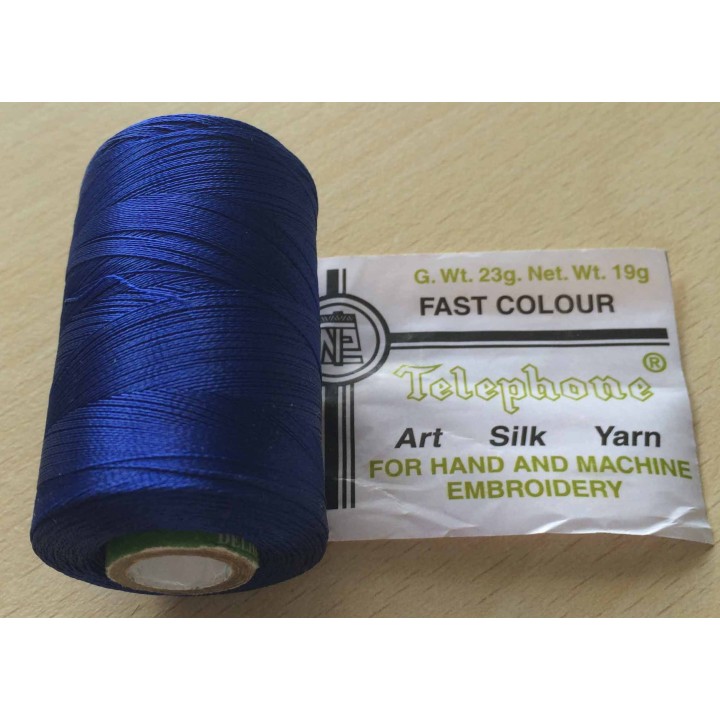 bobine rayonne  352 bleu gitane