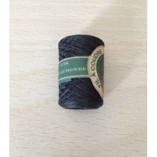 cocon de Calais pour dentelle 
