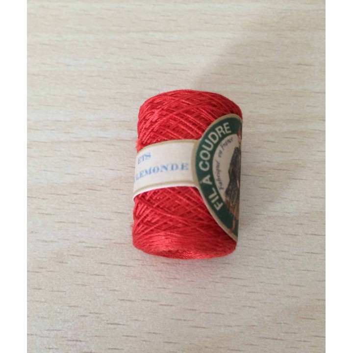 cocon de Calais pour dentelle 