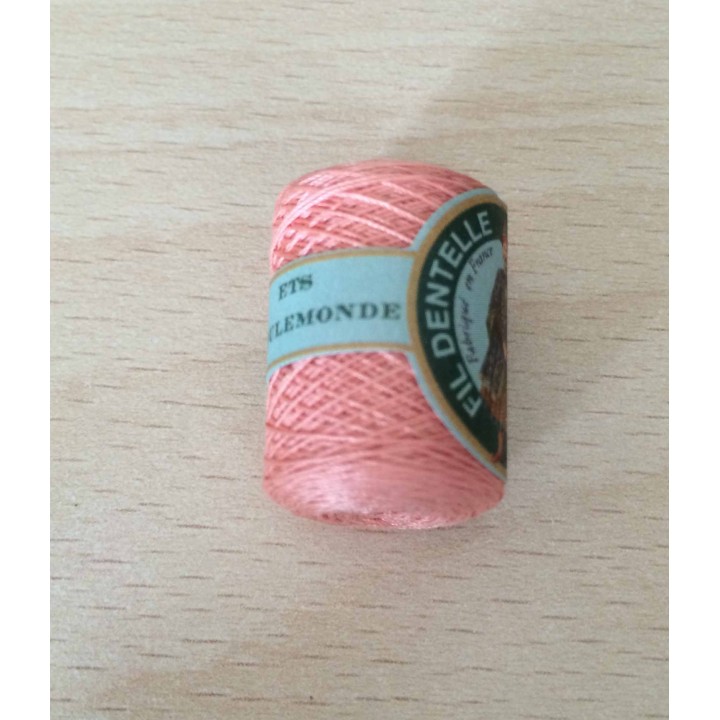 cocon de Calais pour dentelle 