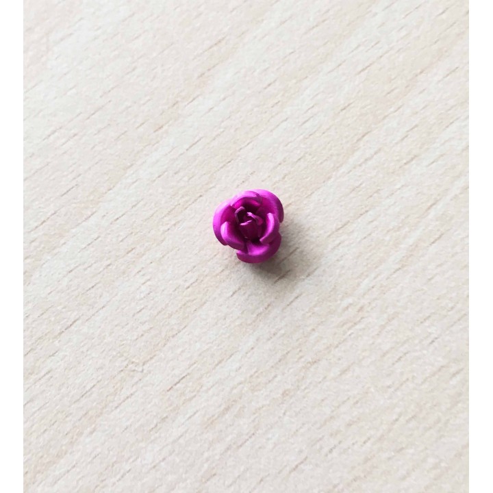 Rose en métal 