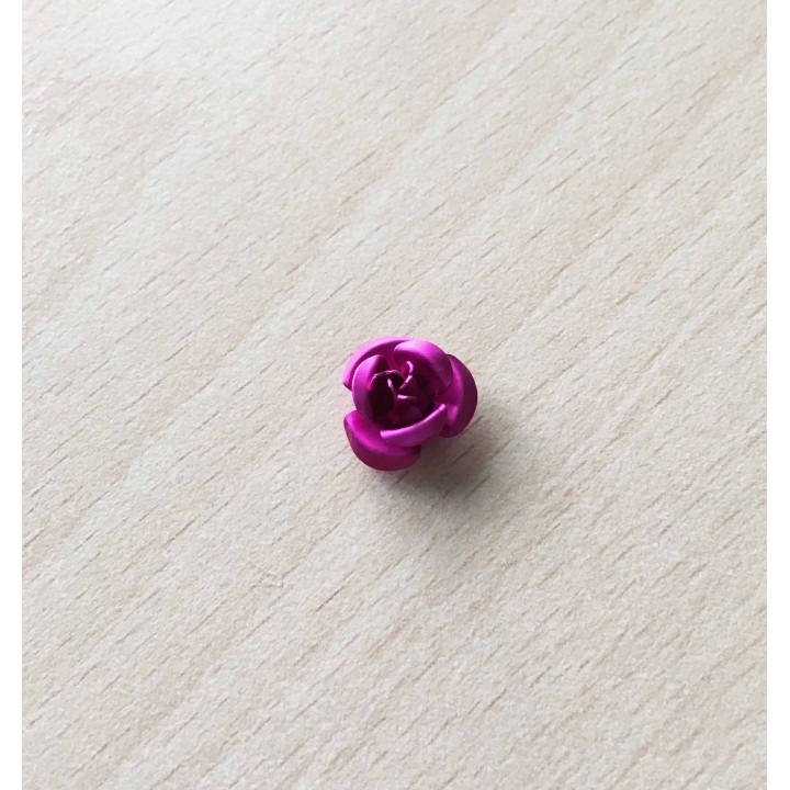 Rose en métal 