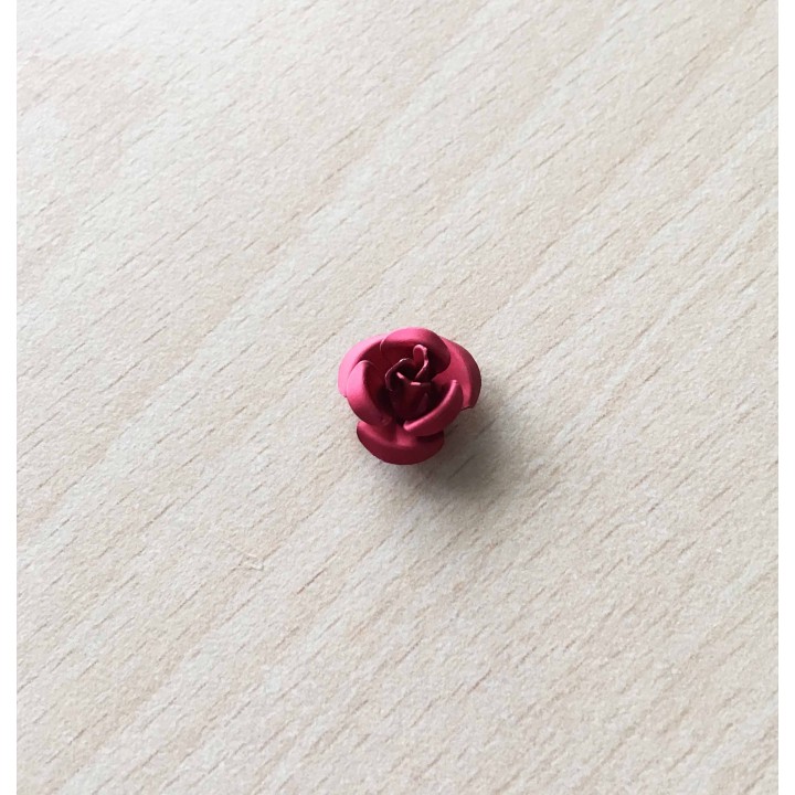 Rose en métal 