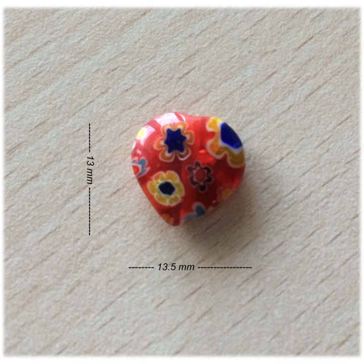 perle artisanale en verre forme "coeur" couleur: tomate