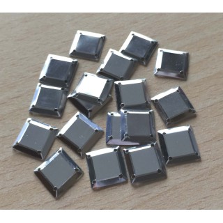 paillette cabochon carré couleur argent nacrolaque irisé 