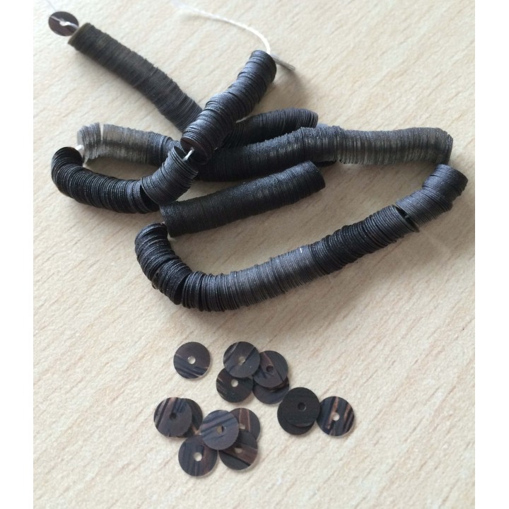 paillettes bois foncé  5 mm 