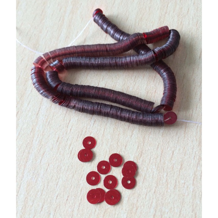 paillettes rouge métallique  4 mm