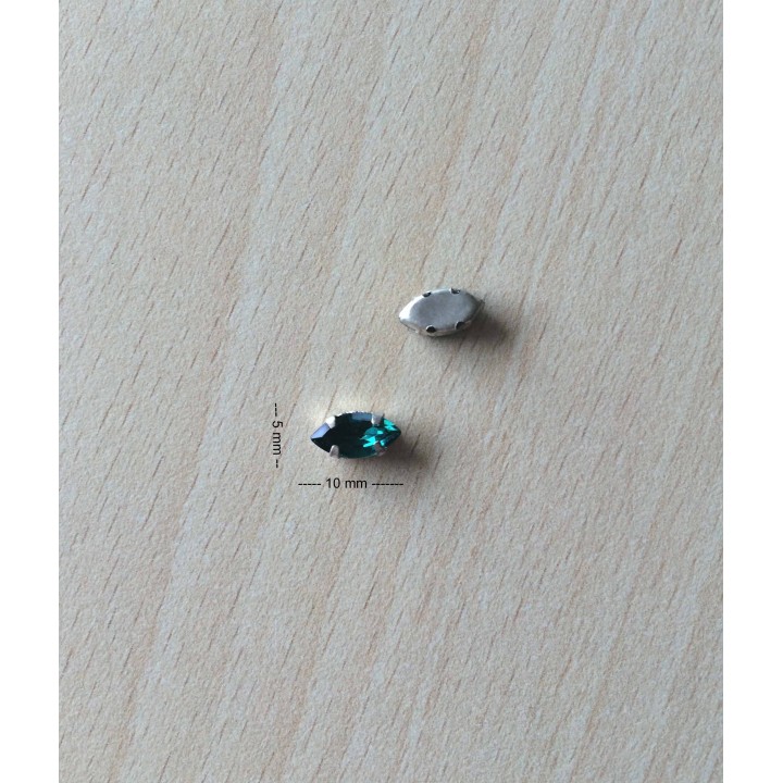 Strass Swarovski cabochon "Chatons"  "fuseau"light turquoise
