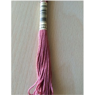 223 rose moyen poudreux