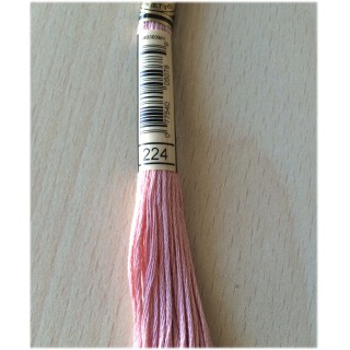 224 rose clair poudreux